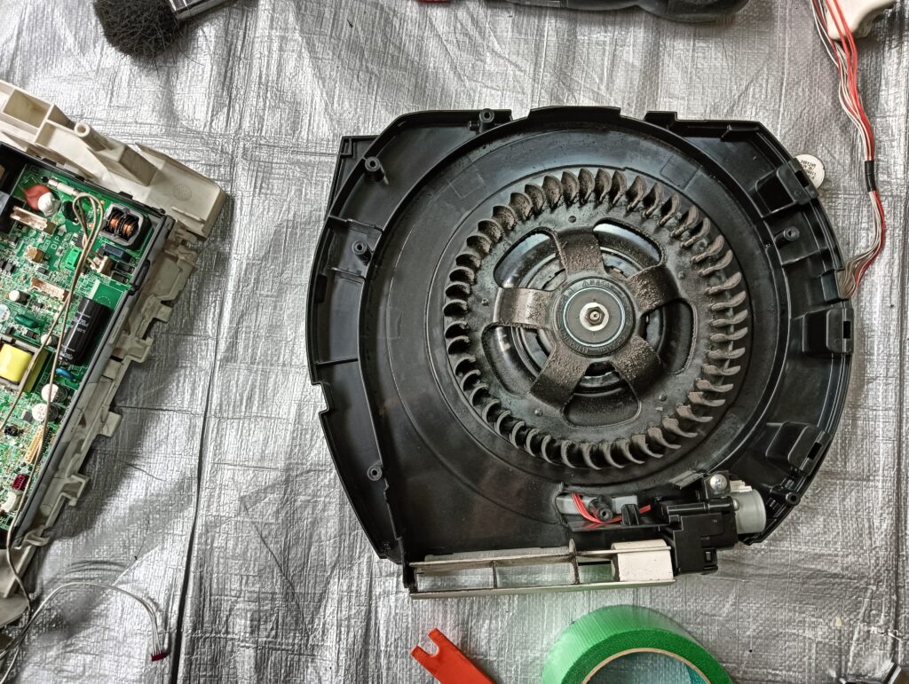 サイドファンの汚れ